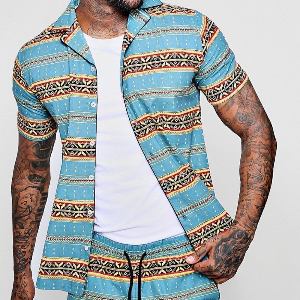Boohoo Men's Aztec Print Revere Short Sleeve Camp Shirt